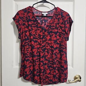 Liz Claiborne M Red and navy floral shirt